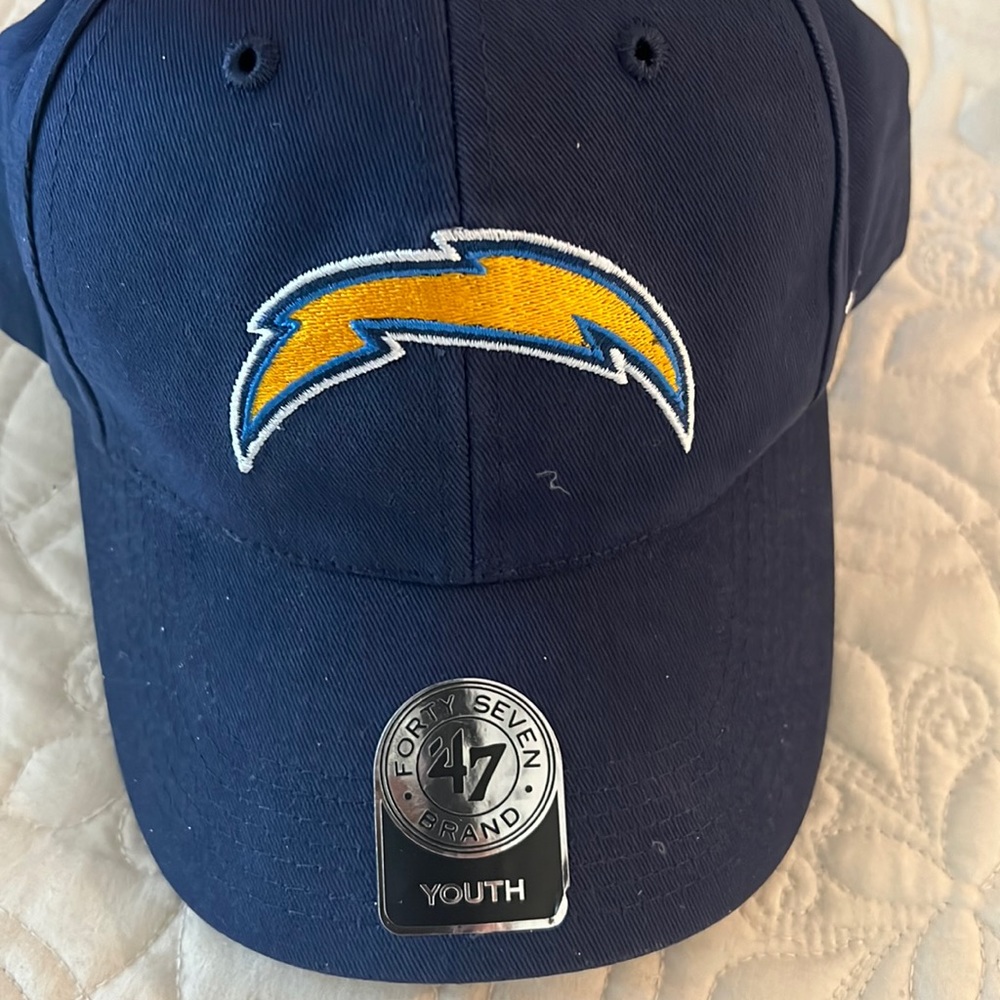 Chargers youth Velcro adjustable hat